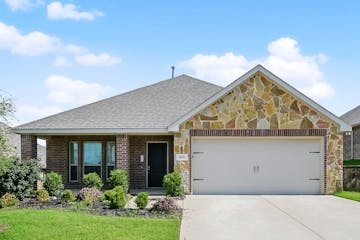 571 KARA DR FATE, TX 75087